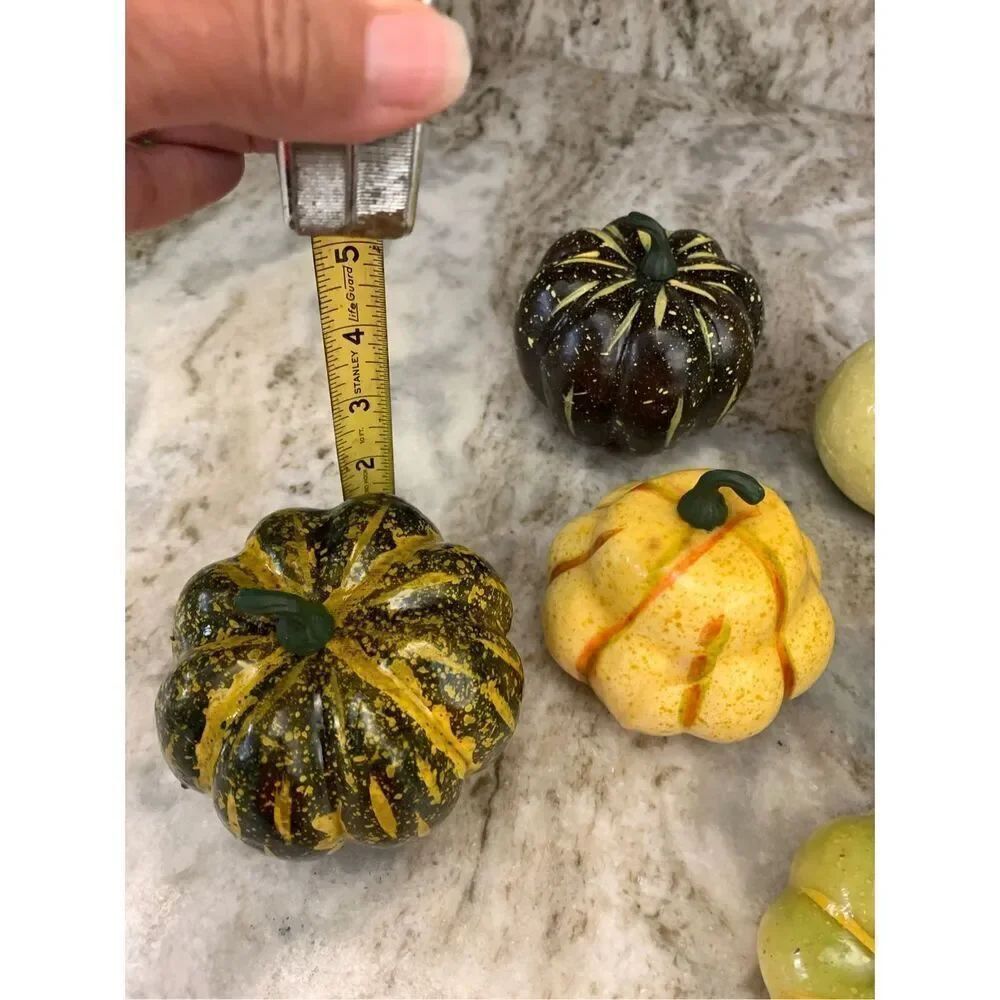 Fall Acorns Festive Decorations - Picture 7 of 7